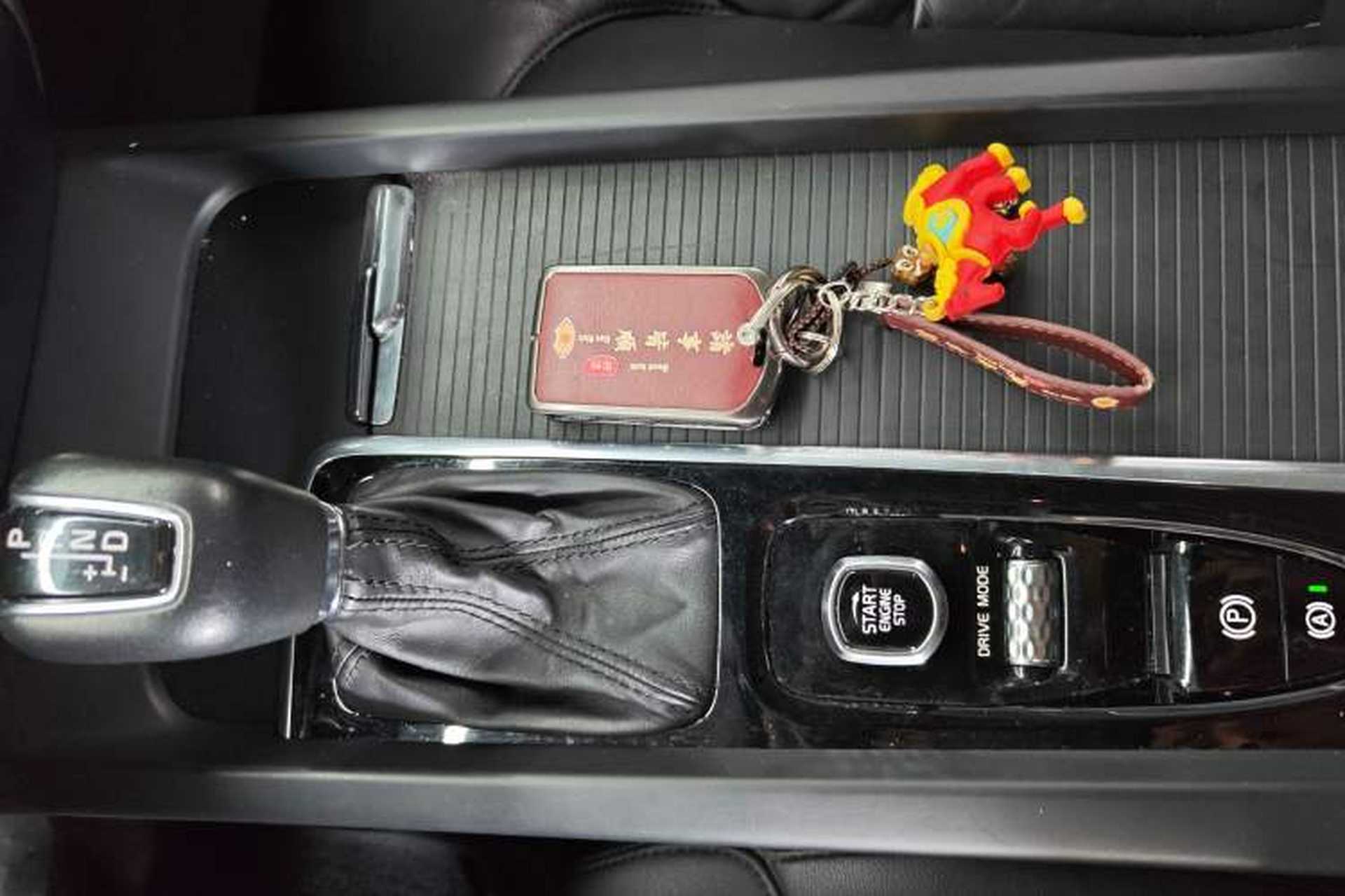 Used Volvo S60 2021 T4 Zhiyi Luxury Edition Gear Lever