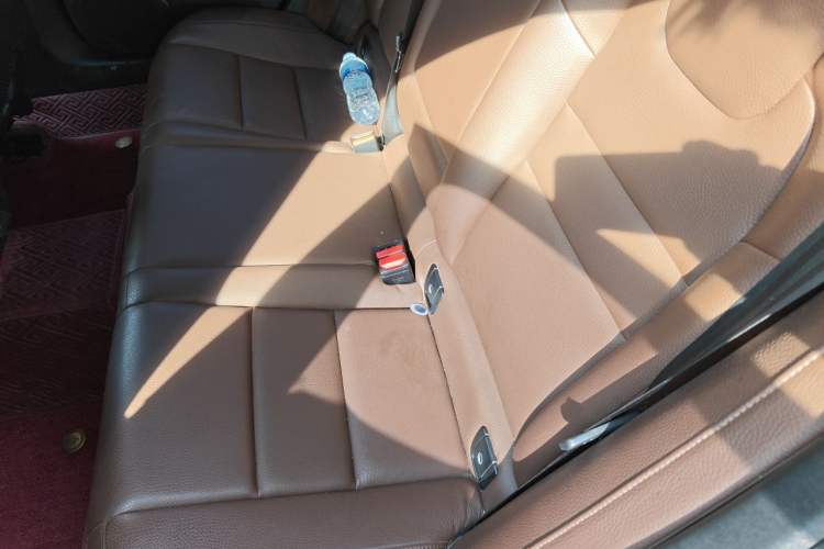 Used Volvo S60 2021 T4 Zhiyi Luxury Edition Left Rear Seat