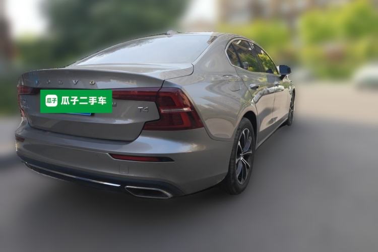 Used Volvo S60 2021 T4 Zhiyi Luxury Edition Rear Right 45 Deg