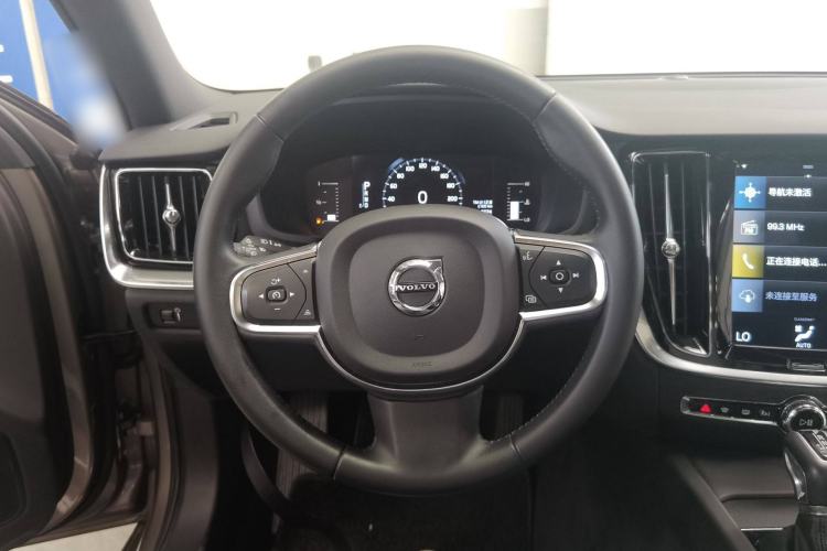 Used Volvo S60 2021 T4 Zhiyi Luxury Edition Steering Wheel