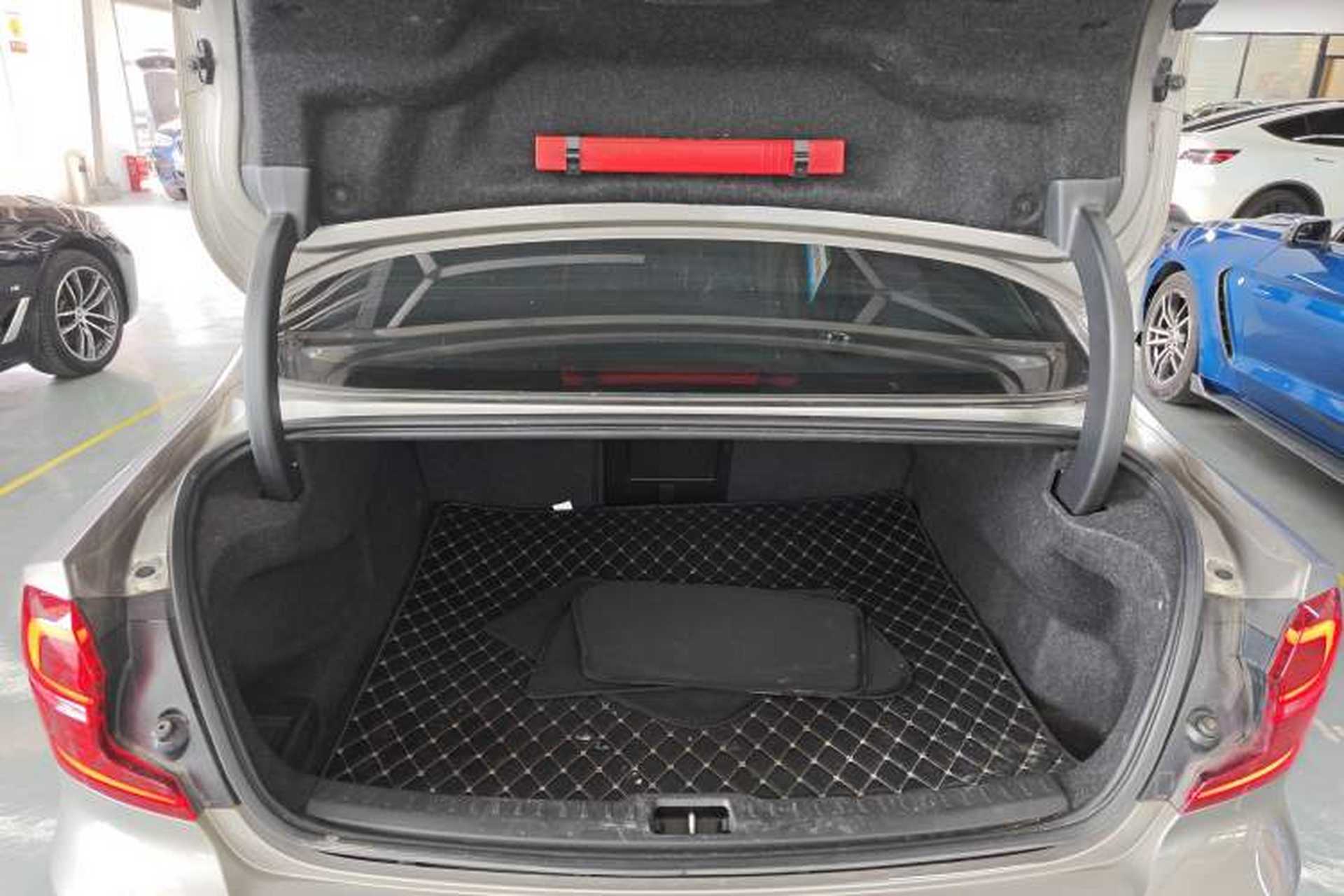 Used Volvo S60 2021 T4 Zhiyi Luxury Edition Trunk
