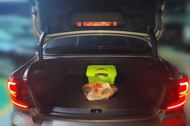 Used Volvo S60 2021 T4 Zhiyi Luxury Edition Trunk