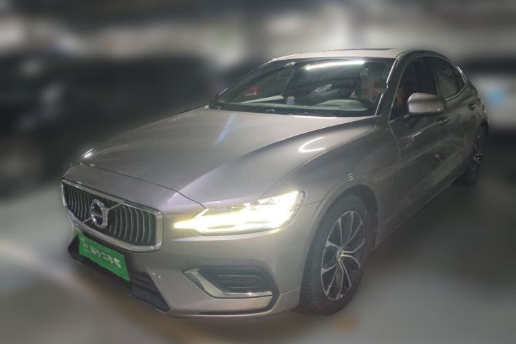 Used Volvo S60 2021 T4 Zhiyi Luxury Edition Guazi used car, China used car export, Used car for sale, Used cars, Cheapest cars for sale