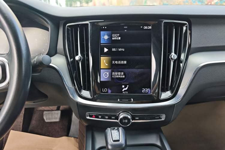 Used Volvo S60 2021 T4 Zhiyi Luxury Edition Audio And AC Panel