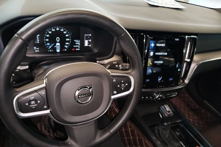 Used Volvo S60 2021 T4 Zhiyi Luxury Edition Center Console