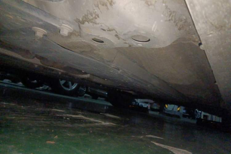 Used Volvo S60 2021 T4 Zhiyuan Luxury Edition Chassis Front Left