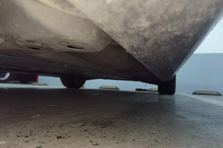 Used Volvo S60 2021 T4 Zhiyi Luxury Edition Chassis Front Left
