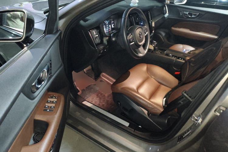 Used Volvo S60 2021 T4 Zhiyi Luxury Edition Driver Seat