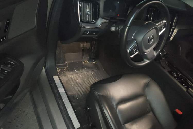 Used Volvo S60 2021 T4 Zhiyi Luxury Edition Driver Seat