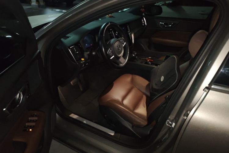 Used Volvo S60 2021 T4 Zhiyi Luxury Edition Driver Seat
