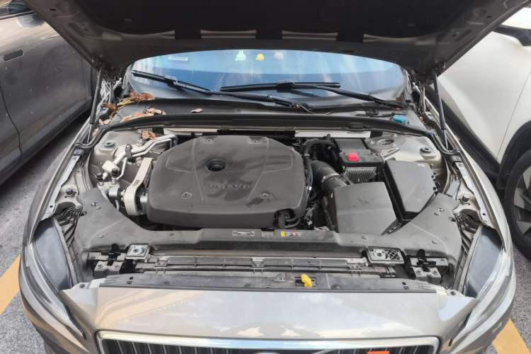 Used Volvo S60 2021 T4 Zhiyuan Luxury Edition Engine Bay