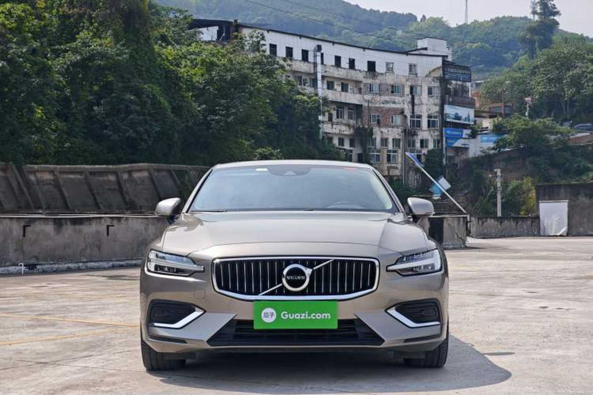 Used Volvo S60 2021 T4 Zhiyuan Luxury Edition Exterior 1