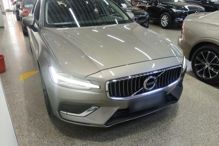 Used Volvo S60 2021 T4 Zhiyuan Luxury Edition Exterior 1
