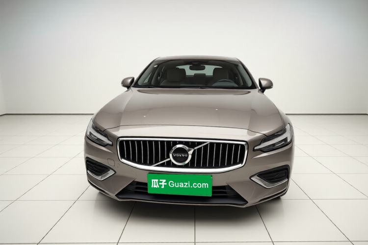 Used Volvo S60 2021 T4 Zhiyuan Luxury Edition Exterior 1
