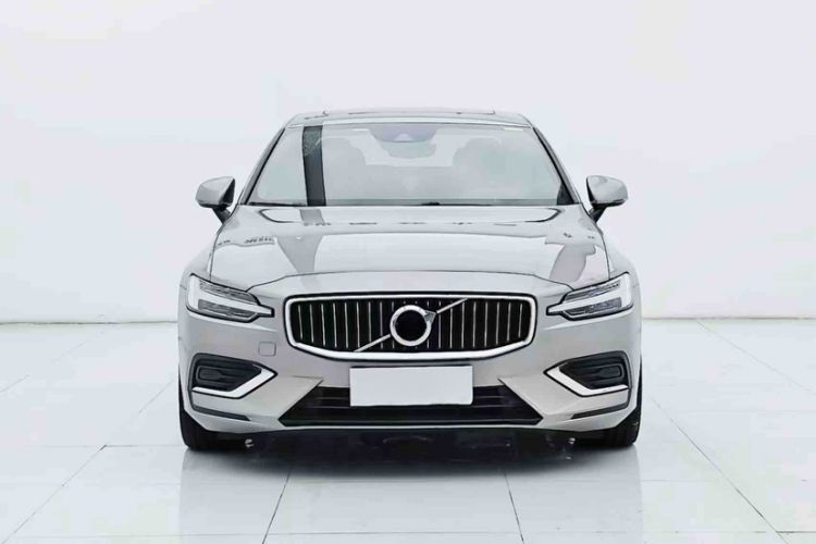 Used Volvo S60 2021 T4 Zhiyuan Luxury Edition Exterior 5