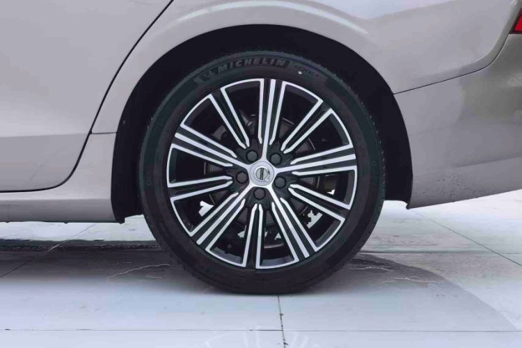 Used Volvo S60 2021 T4 Zhiyuan Luxury Edition Exterior 7