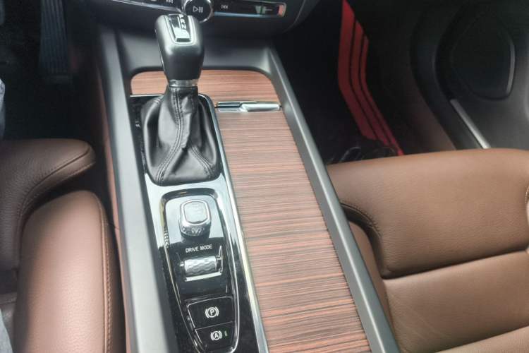 Used Volvo S60 2021 T4 Zhiyuan Luxury Edition Gear Lever