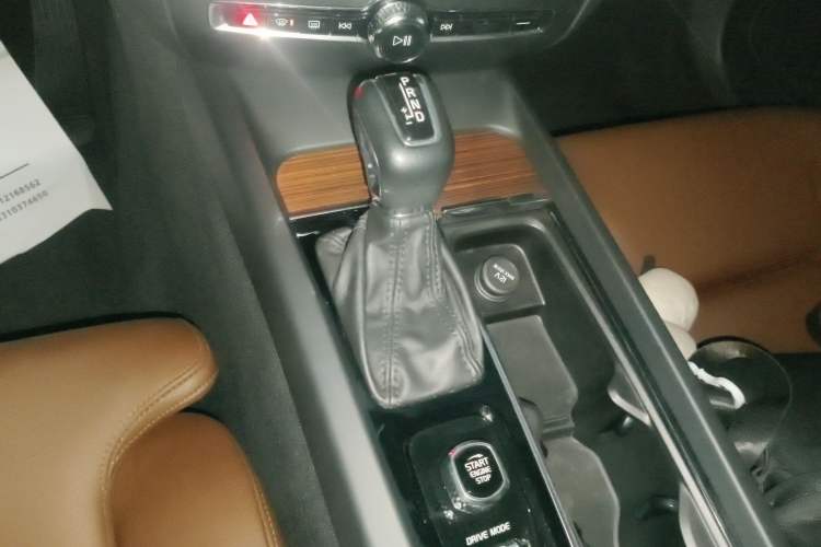 Used Volvo S60 2021 T4 Zhiyuan Luxury Edition Gear Lever