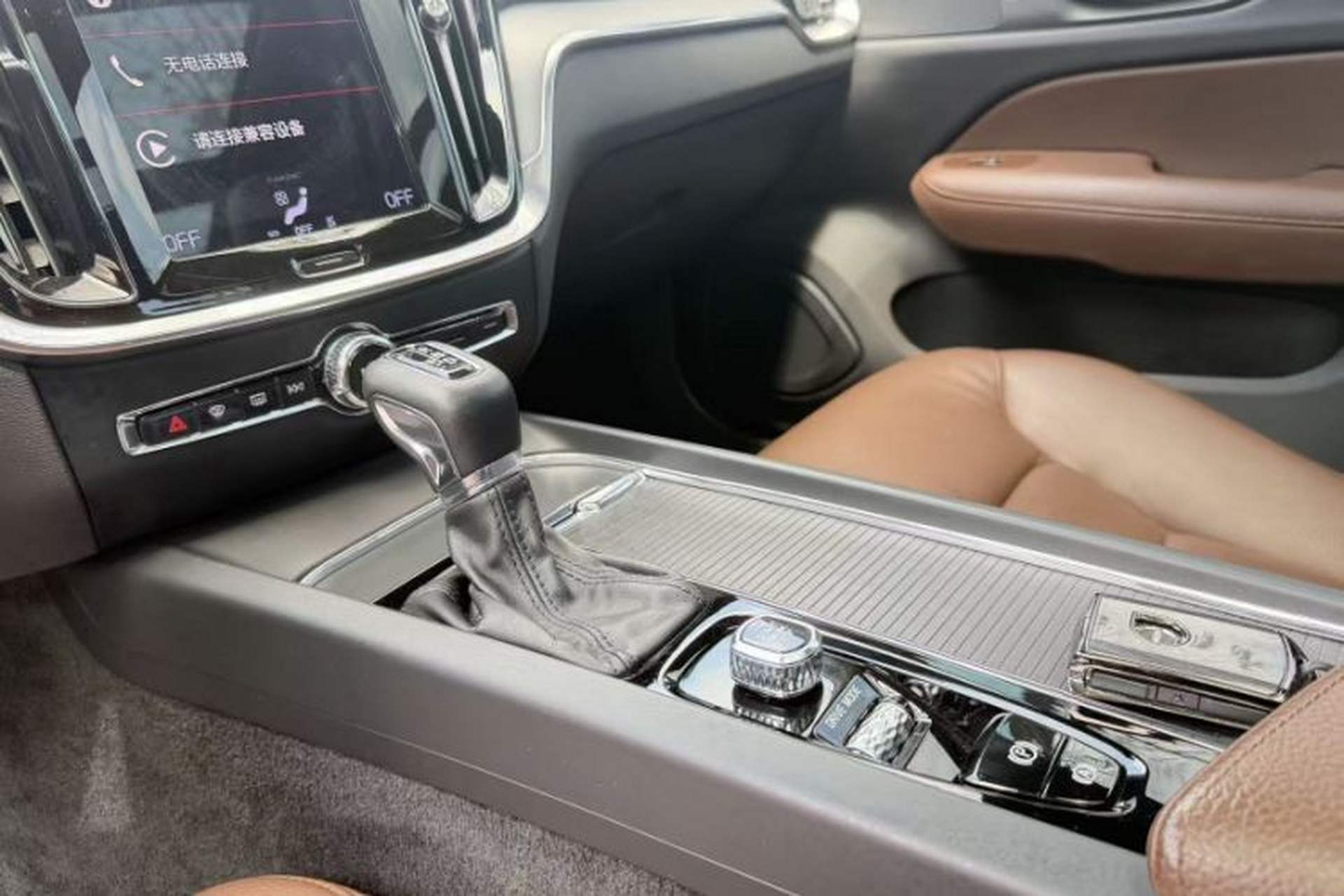 Used Volvo S60 2021 T4 Zhiyi Luxury Edition Gear Lever