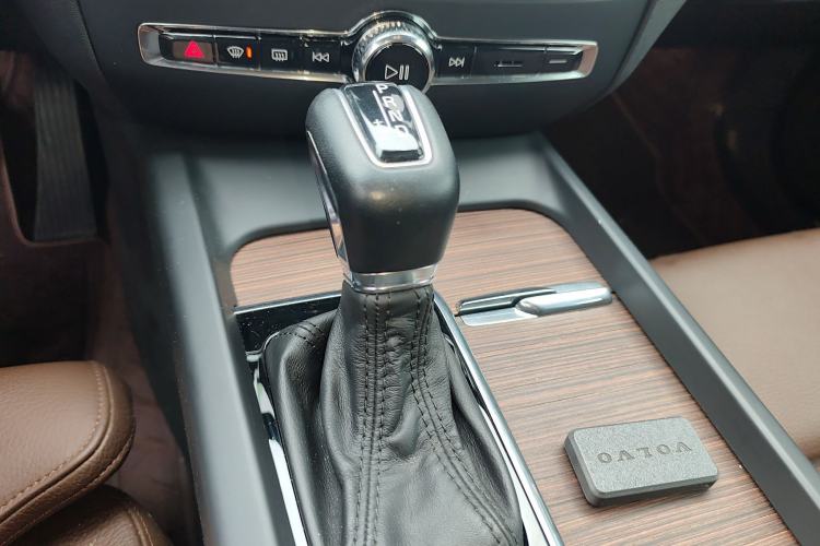 Used Volvo S60 2021 T4 Zhiyuan Luxury Edition Gear Lever