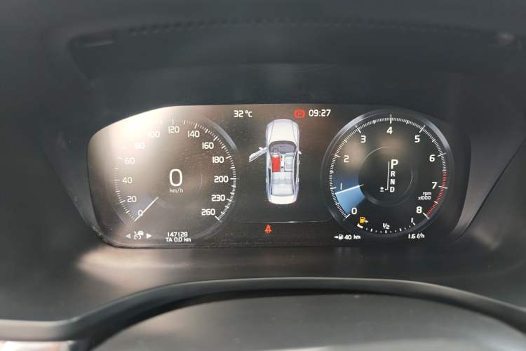 Used Volvo S60 2021 T4 Zhiyi Luxury Edition Instrument Cluster
