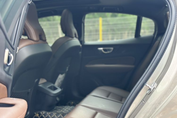 Used Volvo S60 2021 T4 Zhiyi Luxury Edition Interior 1