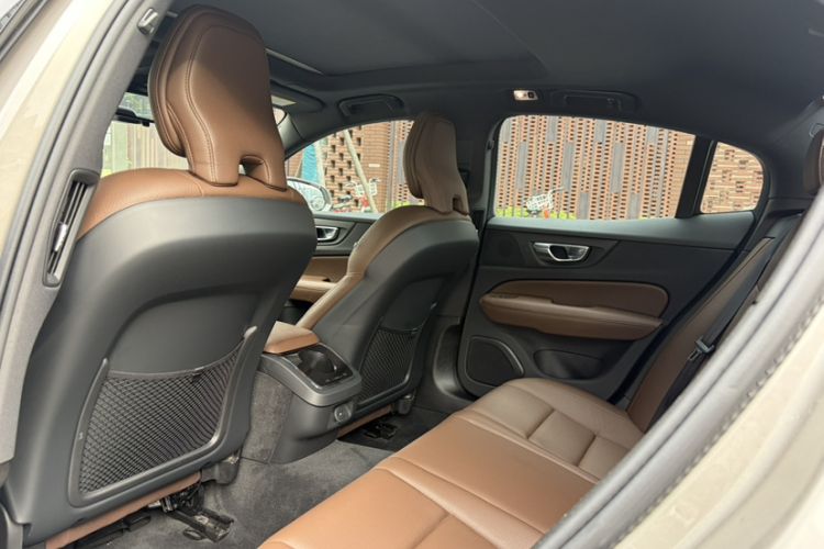 Used Volvo S60 2021 T4 Zhiyi Luxury Edition Interior 2