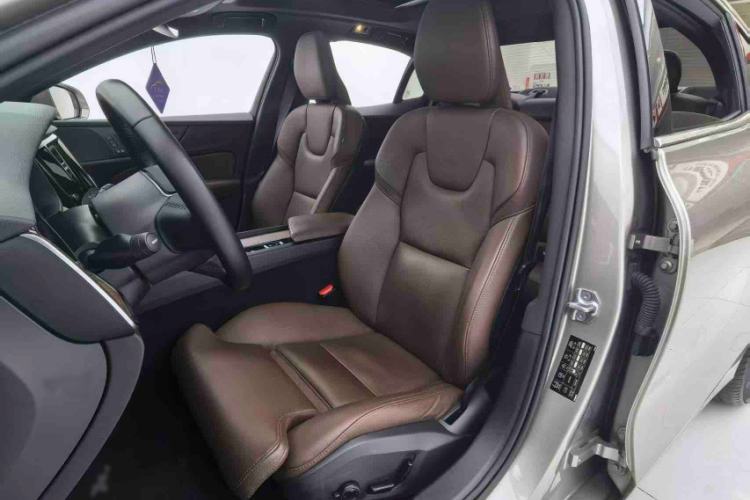 Used Volvo S60 2021 T4 Zhiyuan Luxury Edition Interior 6
