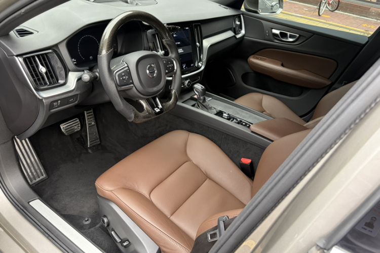 Used Volvo S60 2021 T4 Zhiyi Luxury Edition Interior 8