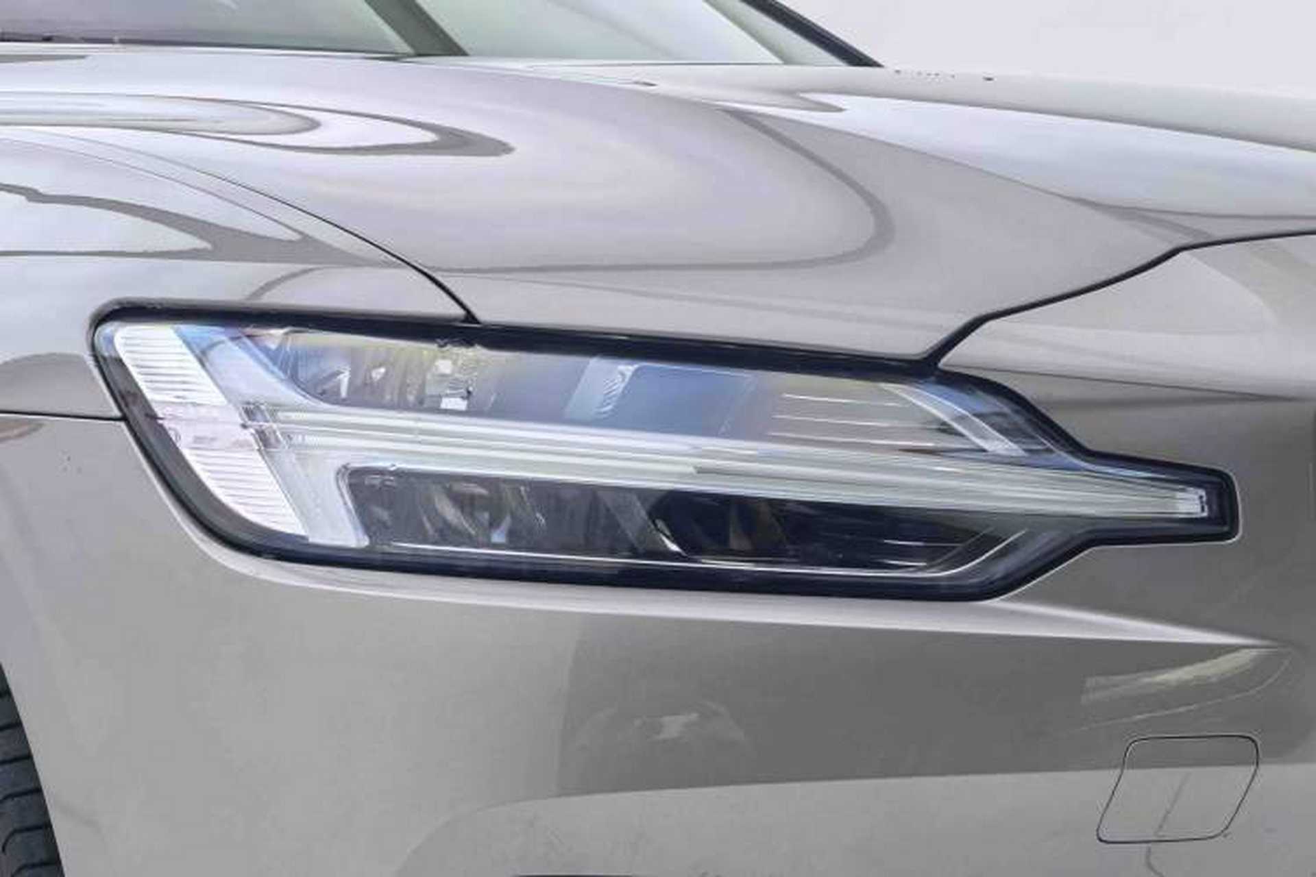 Used Volvo S60 2021 T4 Zhiyuan Luxury Edition Left Front Headlight