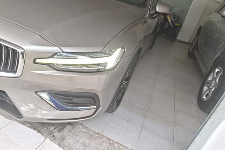 Used Volvo S60 2021 T4 Zhiyi Luxury Edition Left Front Headlight