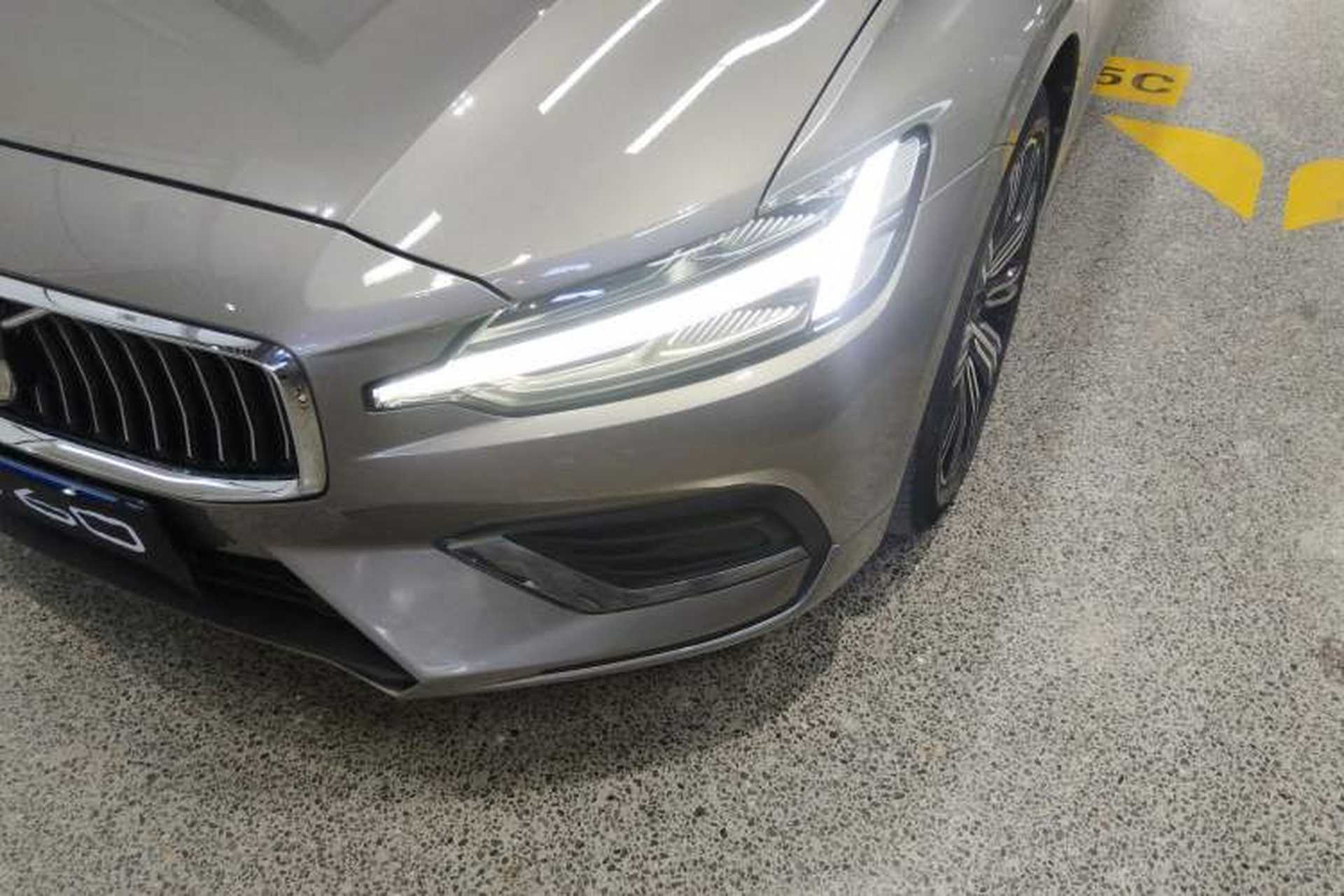 Used Volvo S60 2021 T4 Zhiyuan Luxury Edition Left Front Headlight