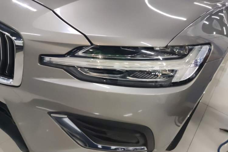 Used Volvo S60 2021 T4 Zhiyi Luxury Edition Left Front Headlight