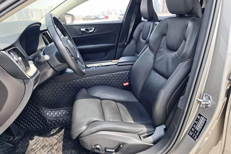 Used Volvo S60 2021 T4 Zhiyuan Luxury Edition Left Front Seat