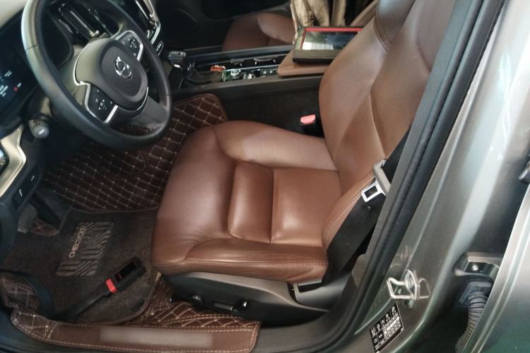 Used Volvo S60 2021 T4 Zhiyi Luxury Edition Left Front Seat