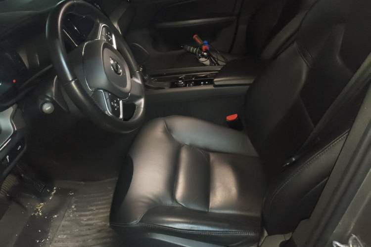 Used Volvo S60 2021 T4 Zhiyi Luxury Edition Left Front Seat