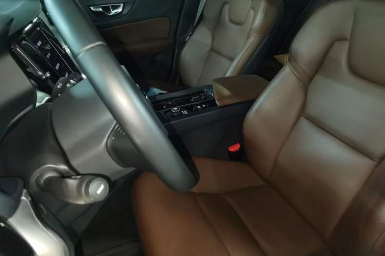 Used Volvo S60 2021 T4 Zhiyi Luxury Edition Left Front Seat