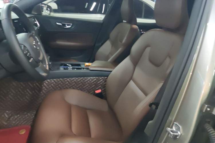 Used Volvo S60 2021 T4 Zhiyi Luxury Edition Left Front Seat