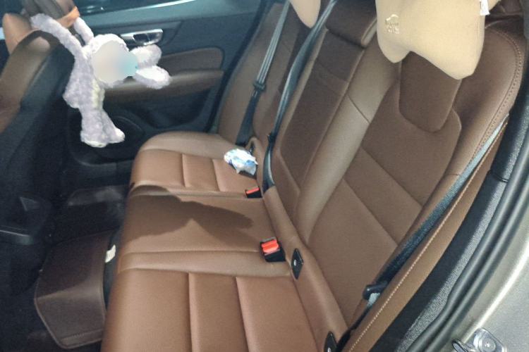 Used Volvo S60 2021 T4 Zhiyi Luxury Edition Left Rear Seat