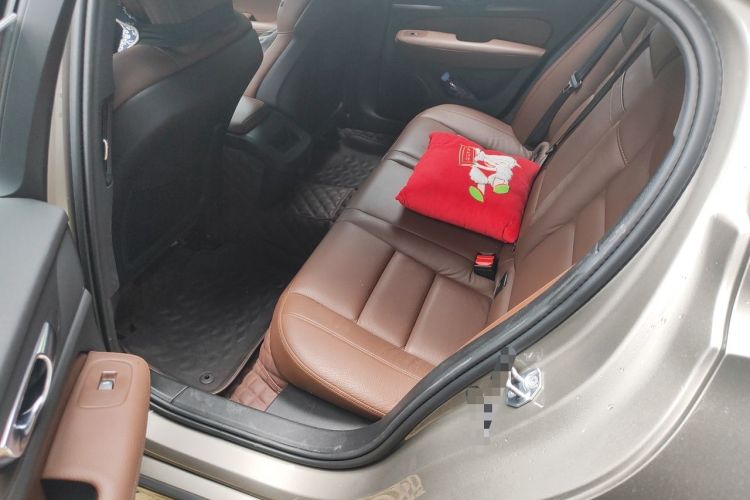 Used Volvo S60 2021 T4 Zhiyuan Luxury Edition Left Rear Seat