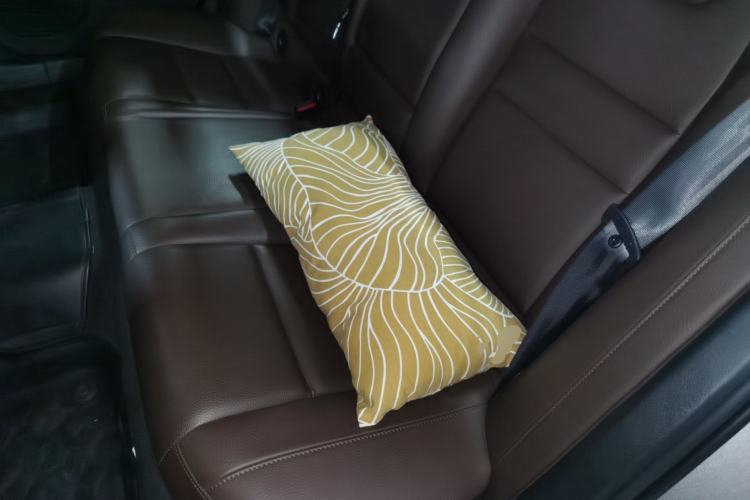 Used Volvo S60 2021 T4 Zhiyi Luxury Edition Left Rear Seat