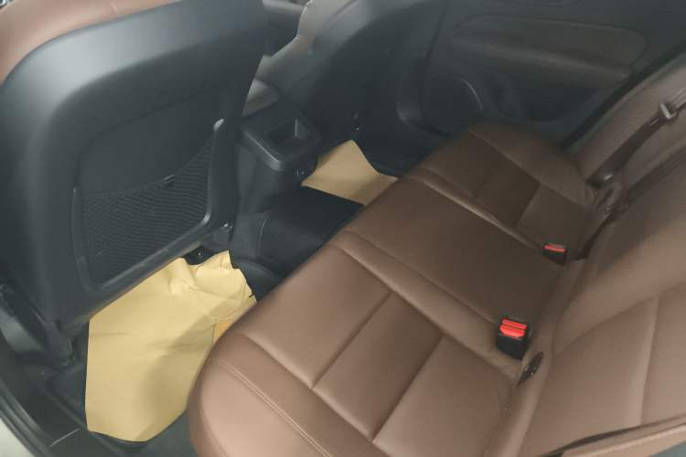 Used Volvo S60 2021 T4 Zhiyi Luxury Edition Left Rear Seat