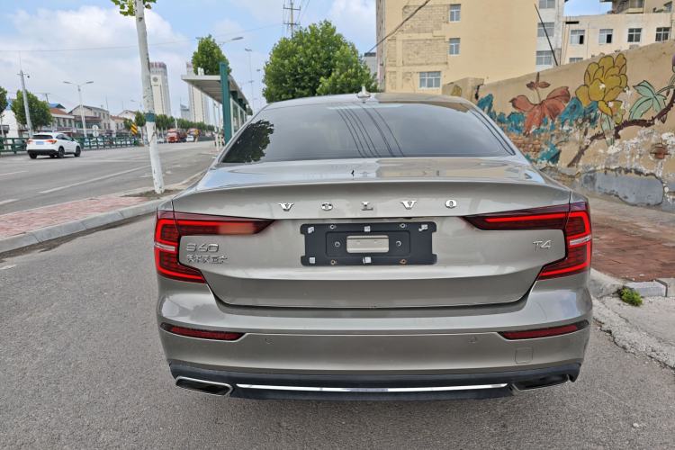 Used Volvo S60 2021 T4 Zhiyi Luxury Edition Rear