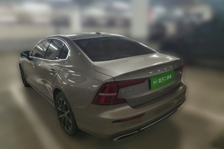 Used Volvo S60 2021 T4 Zhiyi Luxury Edition Rear Left 45 Deg