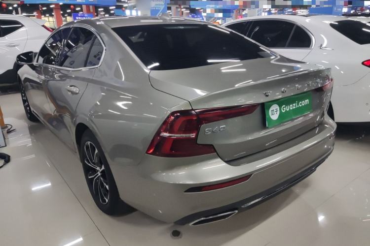 Used Volvo S60 2021 T4 Zhiyi Luxury Edition Rear Left 45 Deg