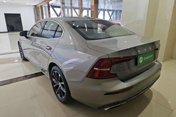 Used Volvo S60 2021 T4 Zhiyi Luxury Edition Rear Left 45 Deg
