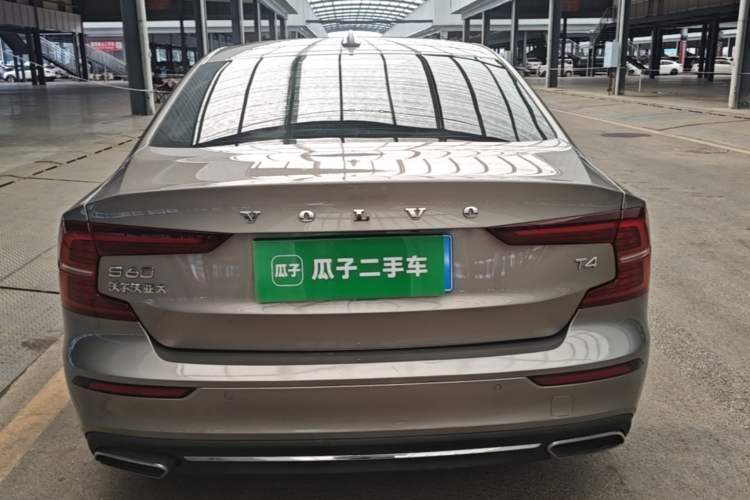 Used Volvo S60 2021 T4 Zhiyi Luxury Edition Rear