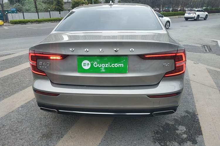 Used Volvo S60 2021 T4 Zhiyi Luxury Edition Rear