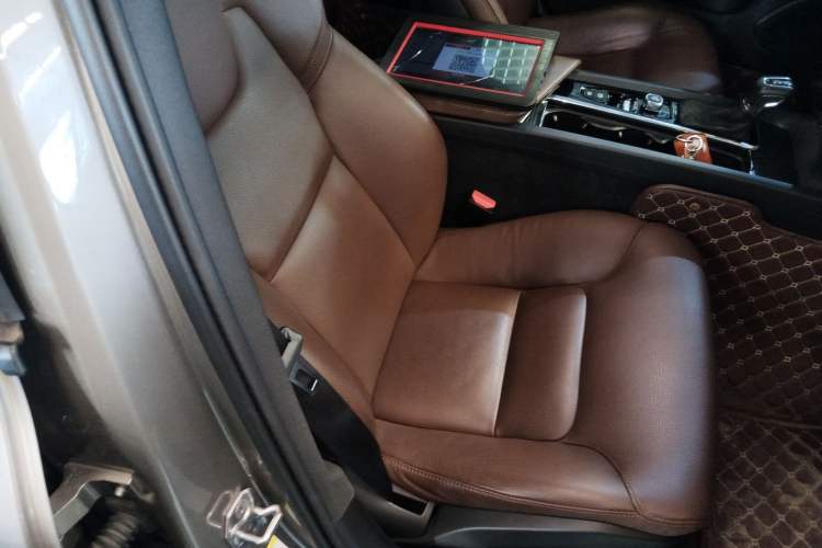 Used Volvo S60 2021 T4 Zhiyi Luxury Edition Right Front Seat