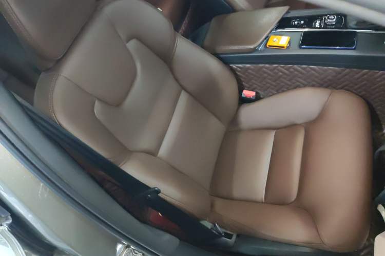Used Volvo S60 2021 T4 Zhiyi Luxury Edition Right Front Seat